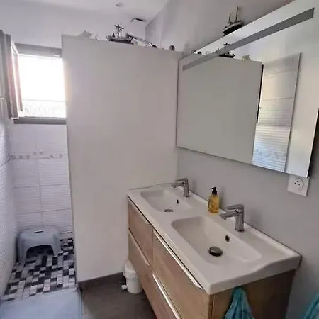 Maison T3 Dans Un Domaine Residentiel Σπίτι διακοπών